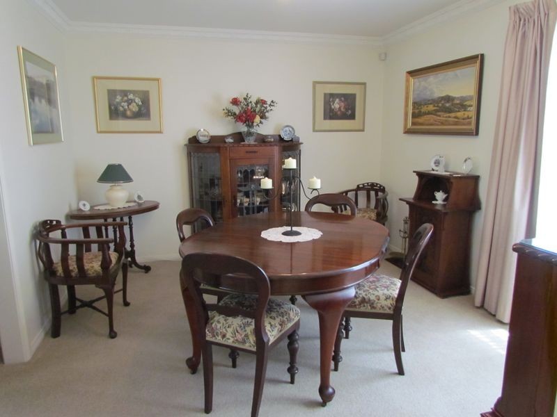 12 Roger Court, Rowville VIC 3178