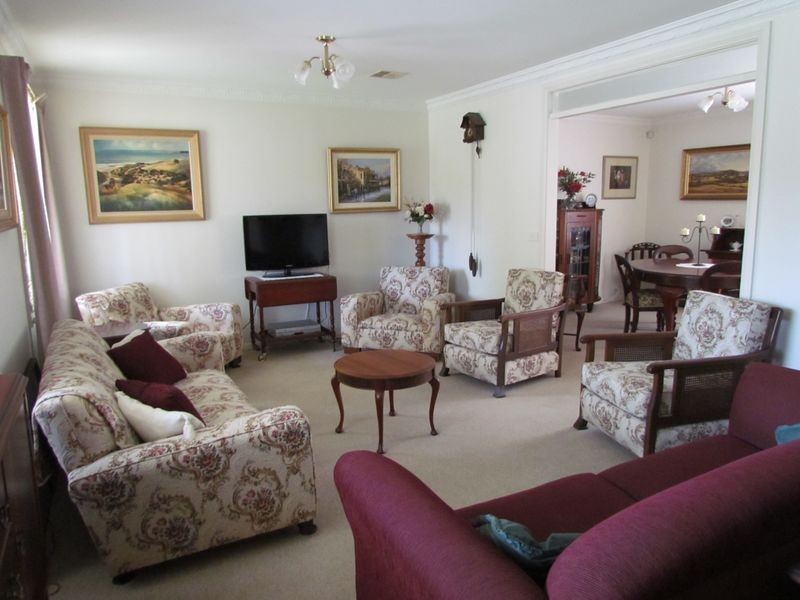 12 Roger Court, Rowville VIC 3178