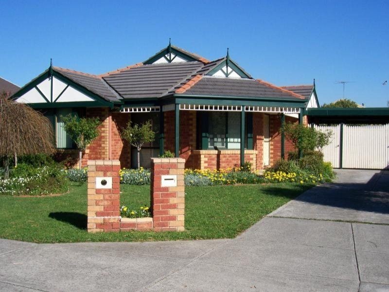 7 Adrian Place, Rowville VIC 3178