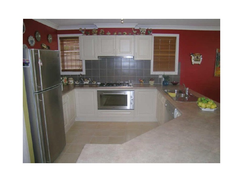 12 Jubilee Drive, Rowville VIC 3178