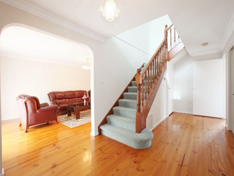 99 Turramurra Drive, Rowville VIC 3178