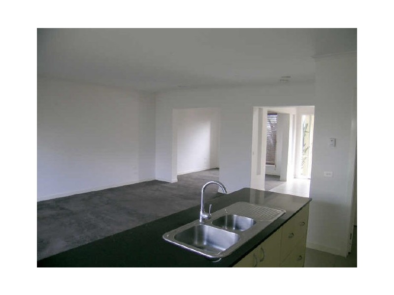 114 Sovereign Manors Crescent, Rowville VIC 3178