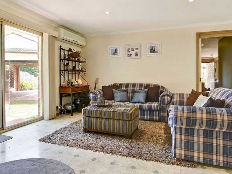 89 Waradgery Drive, Rowville VIC 3178