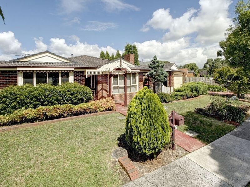 89 Waradgery Drive, Rowville VIC 3178