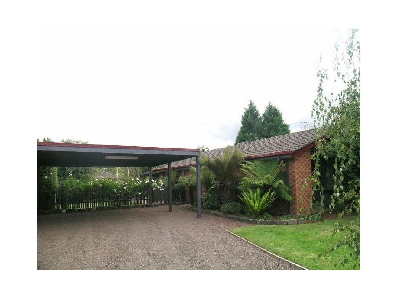 4 Hollyview Court, Rowville VIC 3178