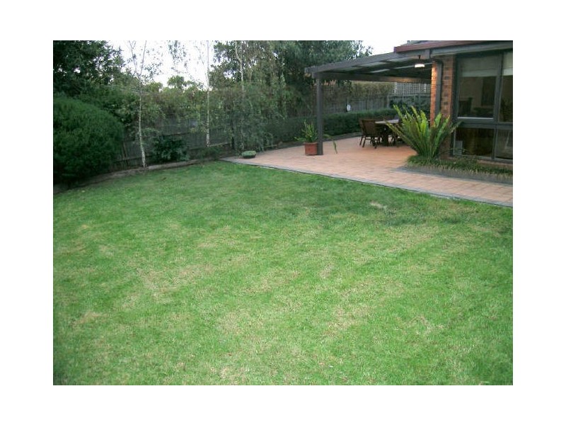 4 Hollyview Court, Rowville VIC 3178