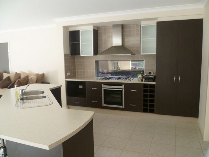 19 Monbulk Crescent, Rowville VIC 3178