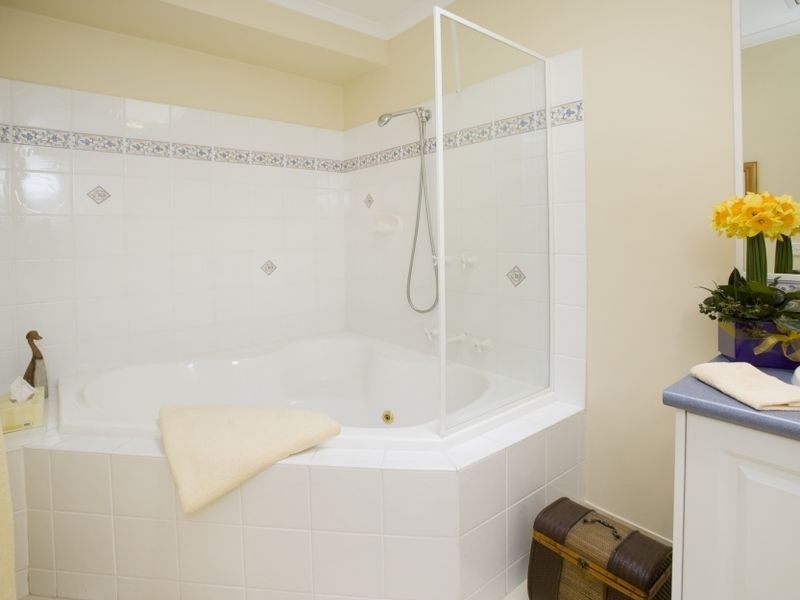 23 Golding Avenue, Rowville VIC 3178