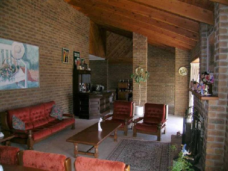 341 Dandelion Drive, Rowville VIC 3178