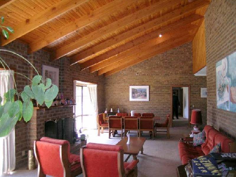 341 Dandelion Drive, Rowville VIC 3178