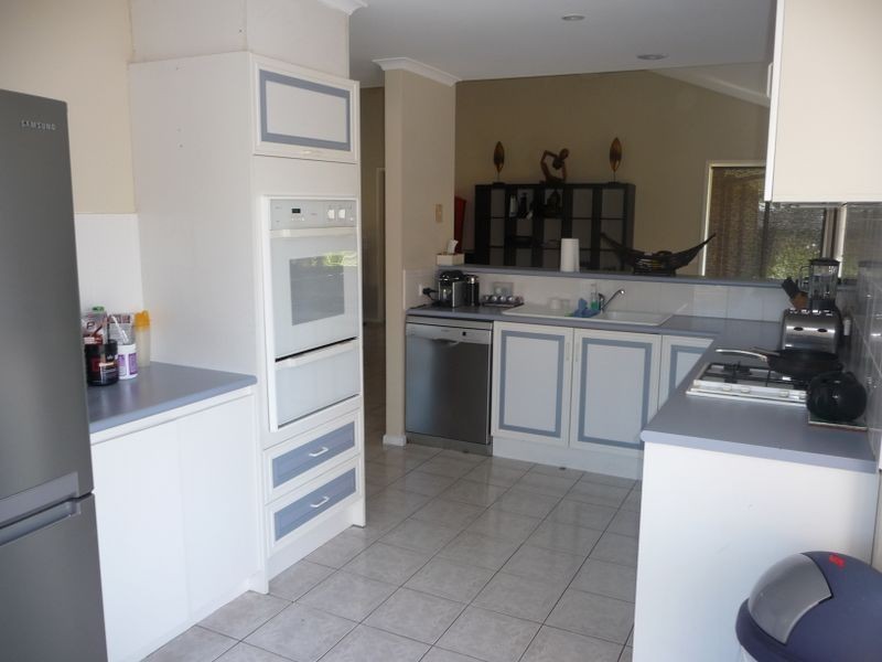 15 St John Place, Rowville VIC 3178