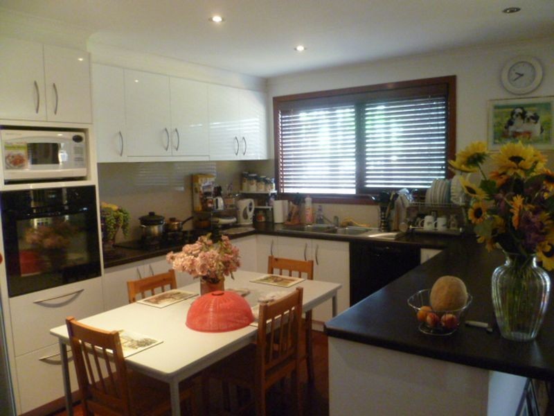 56 Fernbank Crescent, Mulgrave VIC 3170