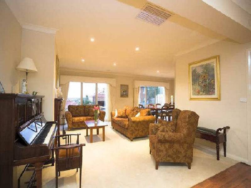 1 Anniversary Place, Rowville VIC 3178