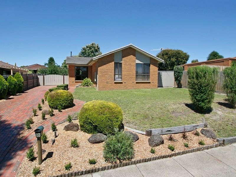 12 Eildon Parade, Rowville VIC 3178