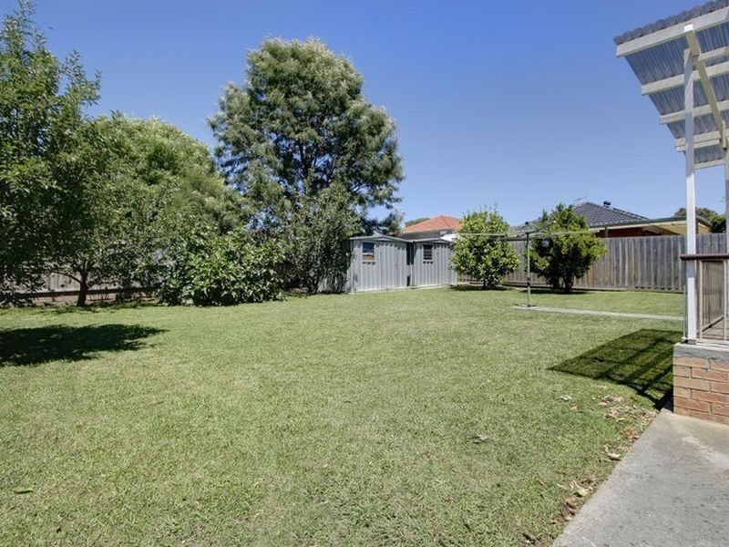 12 Eildon Parade, Rowville VIC 3178