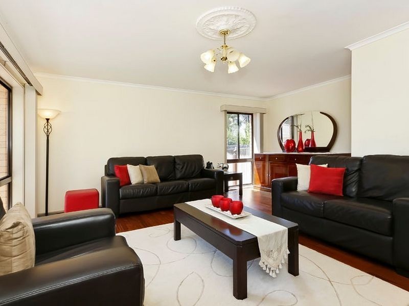 12 Eildon Parade, Rowville VIC 3178