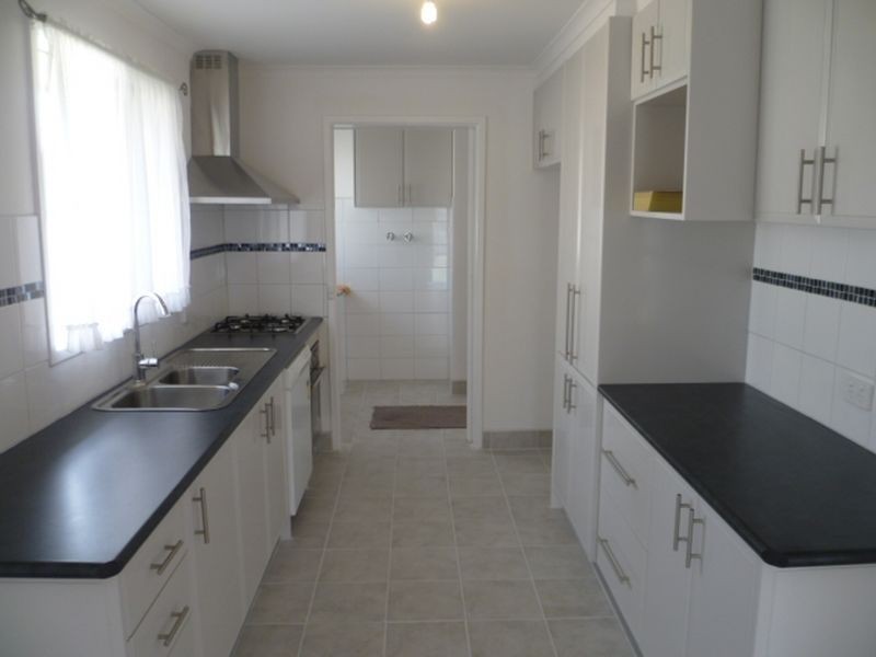 98 Kelletts Road, Rowville VIC 3178