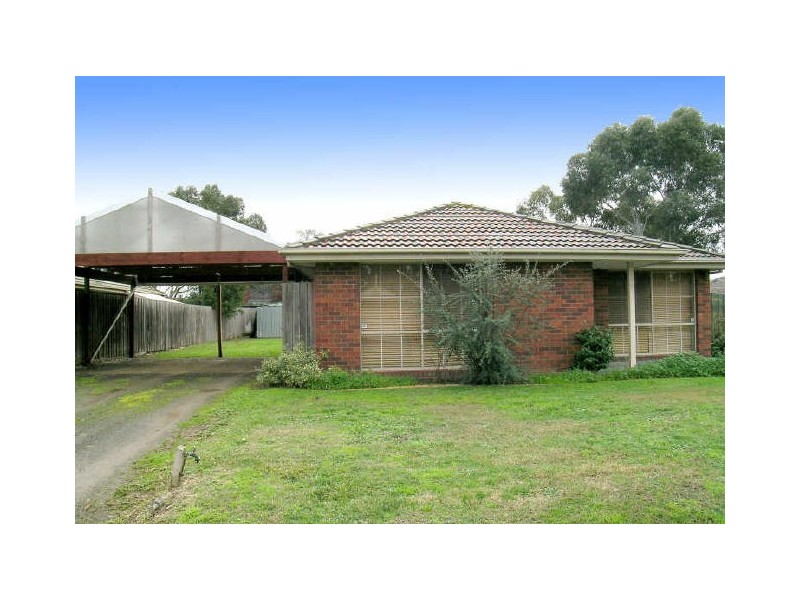 131 Waradgery Drive, Rowville VIC 3178