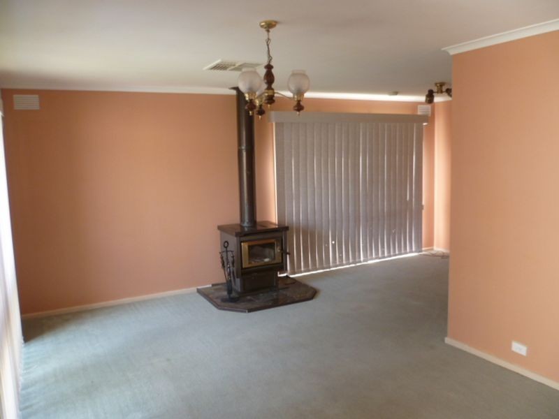 36 Goulburn Drive, Rowville VIC 3178