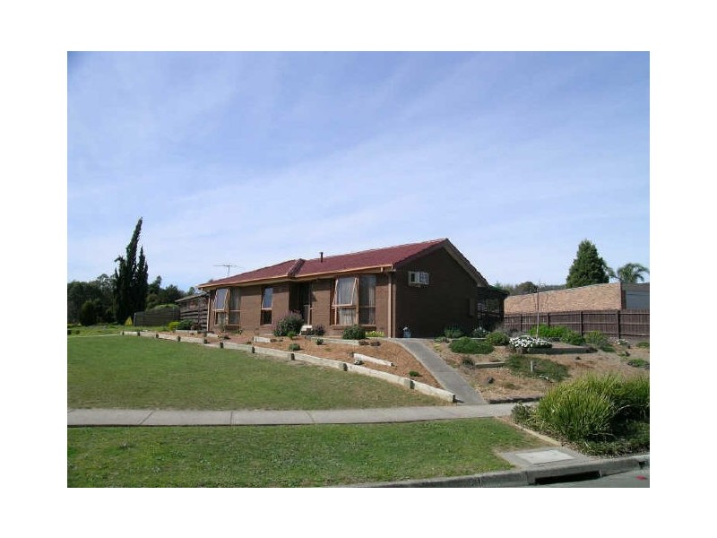 11 Gill Court, Rowville VIC 3178