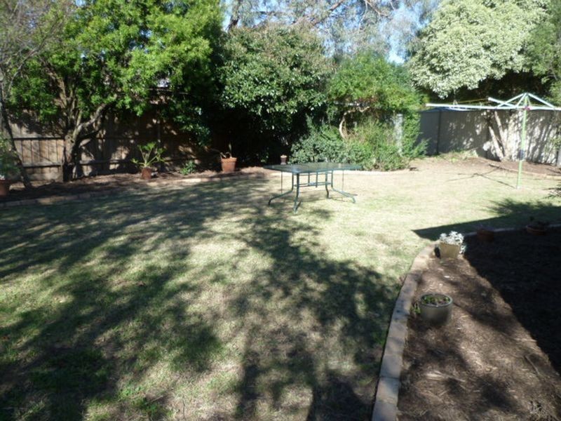 4 Eyre Close, Rowville VIC 3178