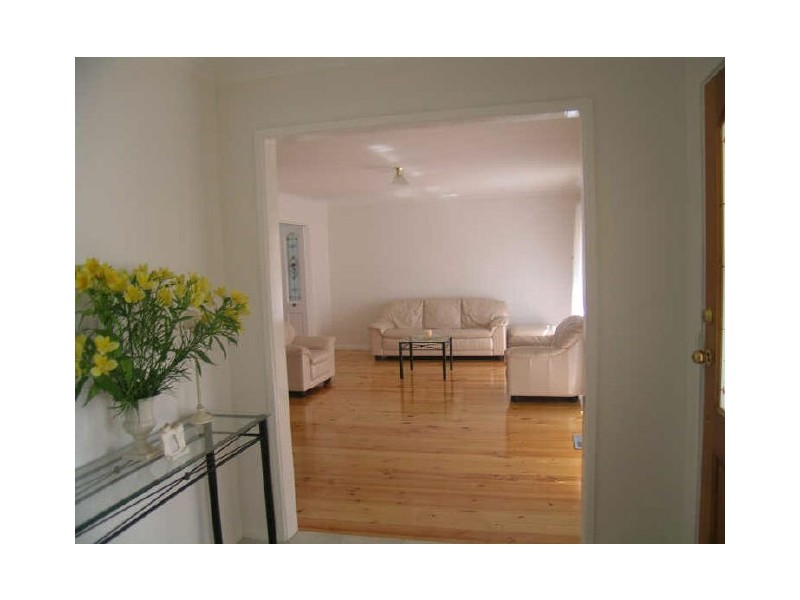 10 Lonsdale Avenue, Rowville VIC 3178