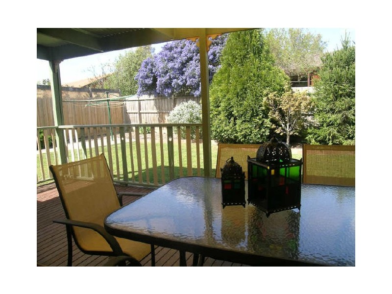 10 Lonsdale Avenue, Rowville VIC 3178