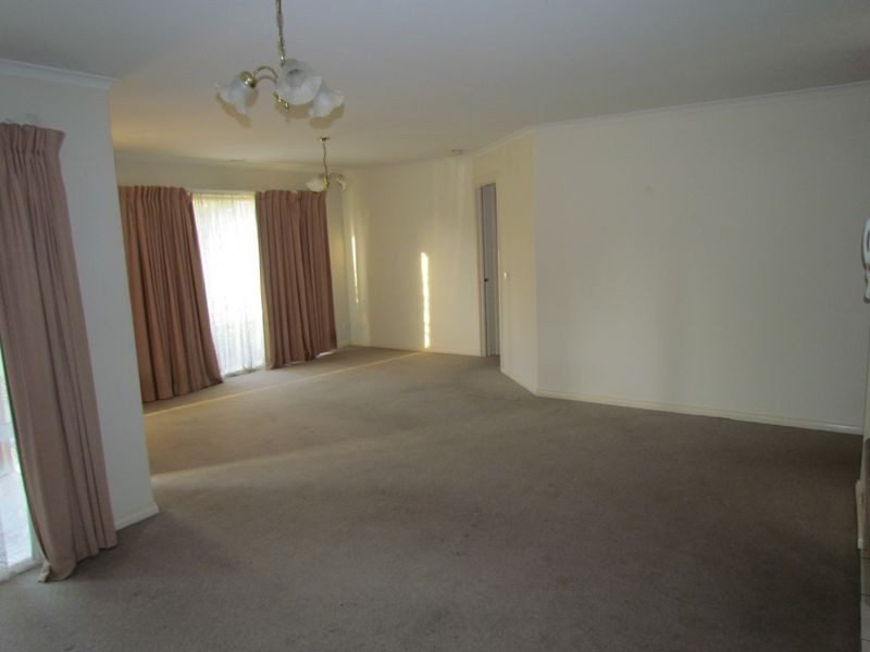 2/51 Avalon Road, Rowville VIC 3178