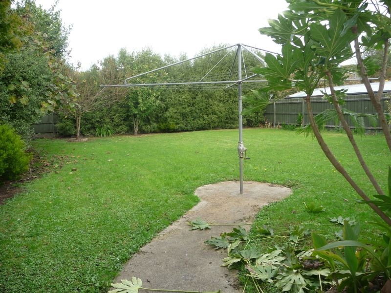 9 Merricks Close, Ferntree Gully VIC 3156