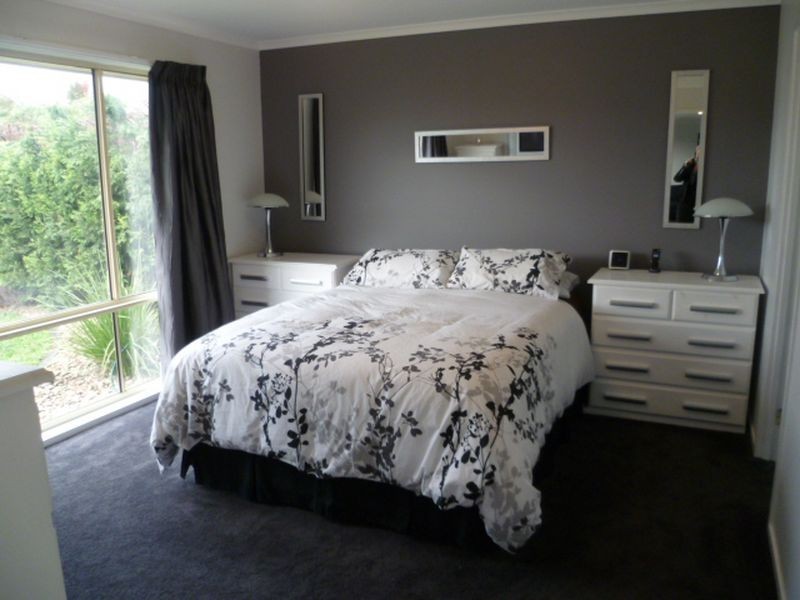 111 Fairway Drive, Rowville VIC 3178