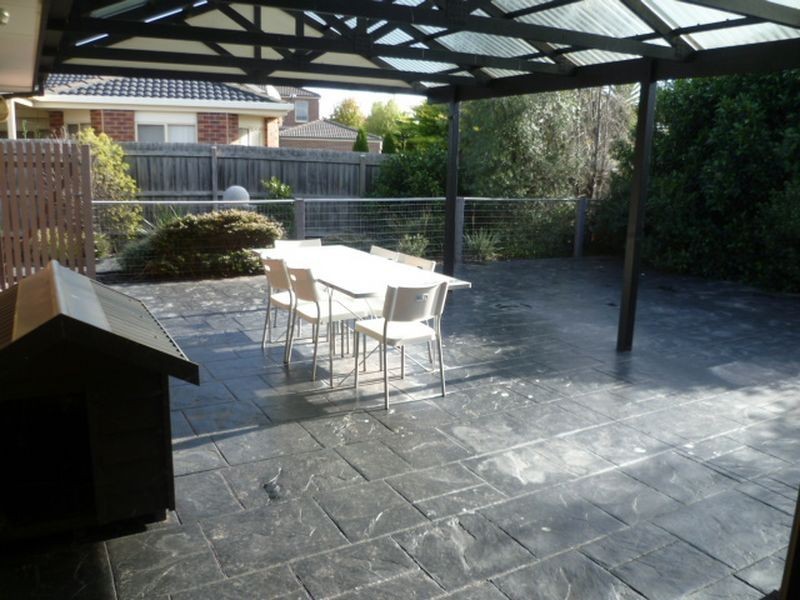 111 Fairway Drive, Rowville VIC 3178