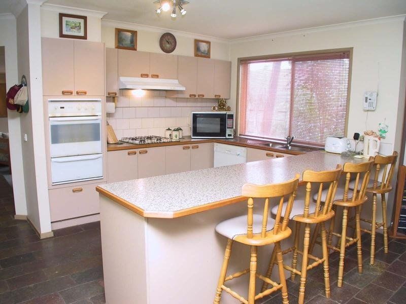 2 Merion Court, Rowville VIC 3178