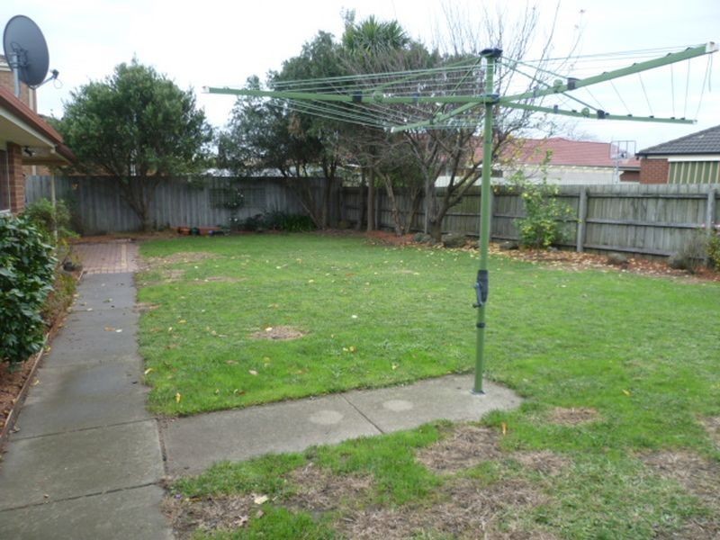 6 Kilcunda Drive, Rowville VIC 3178