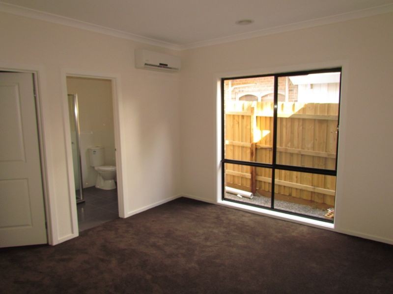 3/5 Lakeview Avenue, Rowville VIC 3178