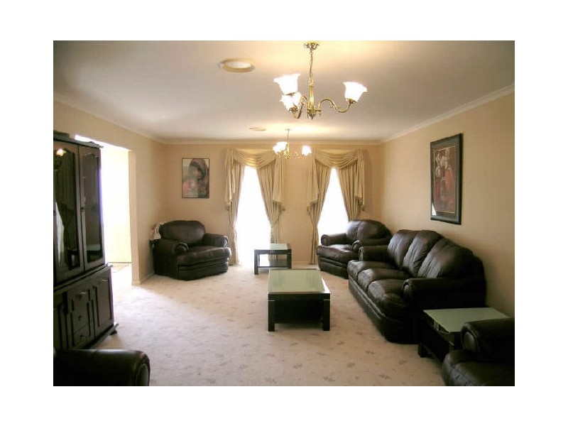 2 Don Eva Court, Rowville VIC 3178