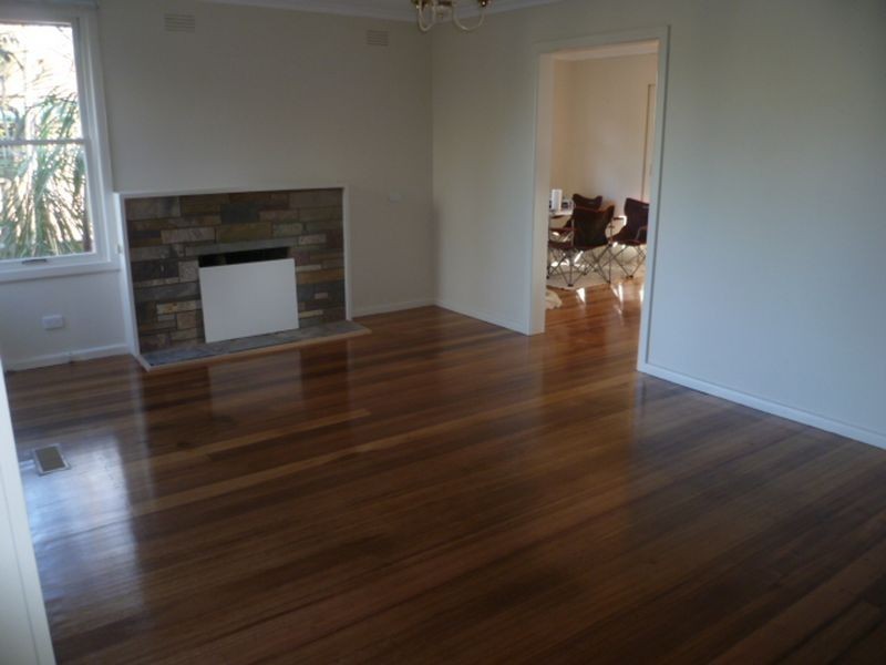 51 King Parade, Knoxfield VIC 3180