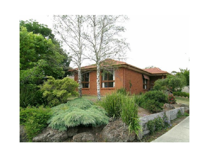 1 Cowin Close, Rowville VIC 3178