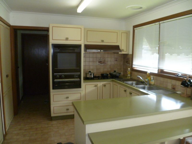 8 Cardinia Way, Rowville VIC 3178