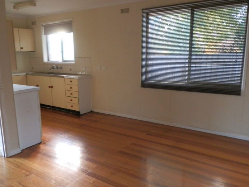 1/32 Harley Street, Knoxfield VIC 3180