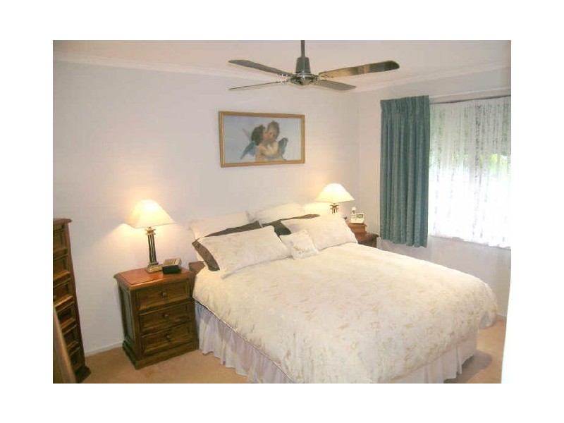 13 Homewood Close, Ferntree Gully VIC 3156