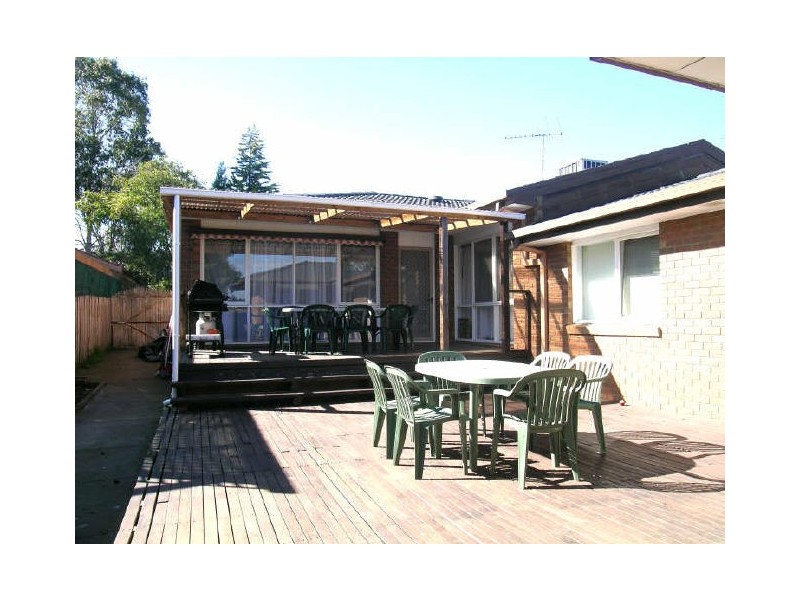 21 Clondara Drive, Rowville VIC 3178