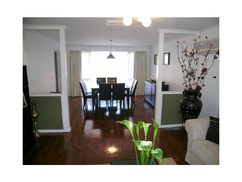 21 Clondara Drive, Rowville VIC 3178