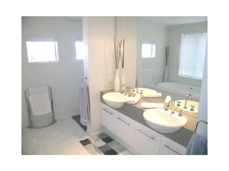 235 Karoo Road, Rowville VIC 3178