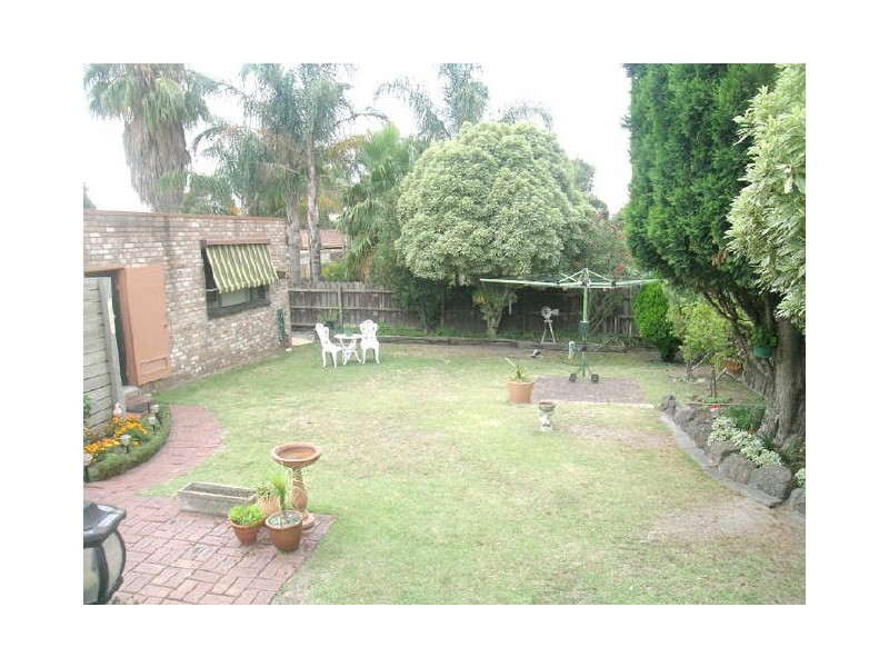 7 Cardinia Way, Rowville VIC 3178