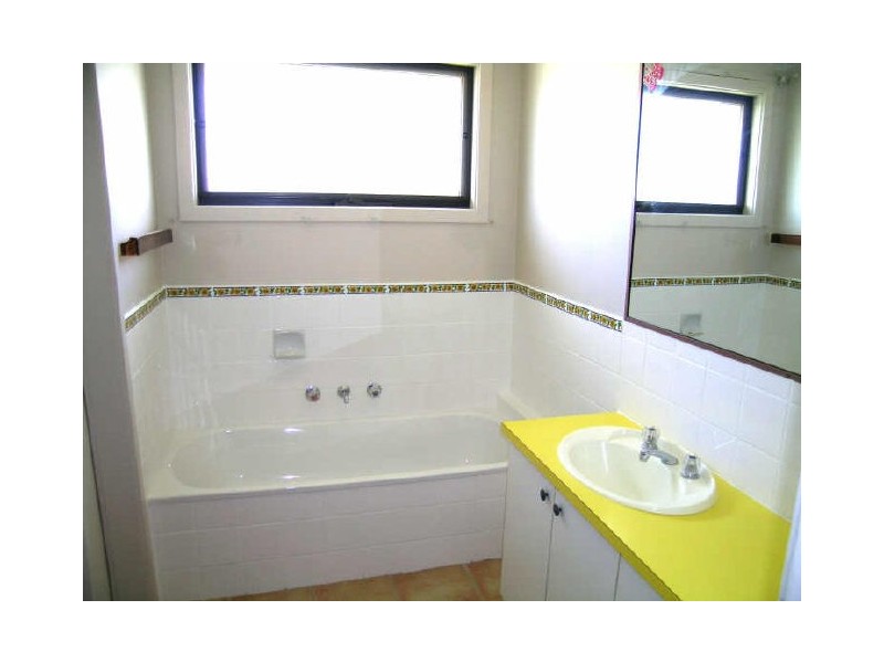 15 Hunter Court, Cranbourne North VIC 3977