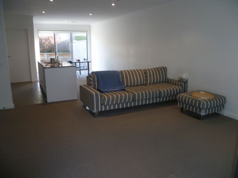 16 St James Park Drive, Mulgrave VIC 3170