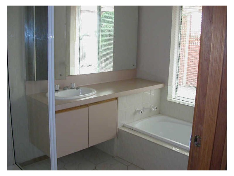 22 Pitfield Crescent, Rowville VIC 3178