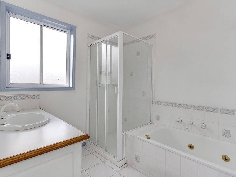 9 Alan Place, Rowville VIC 3178