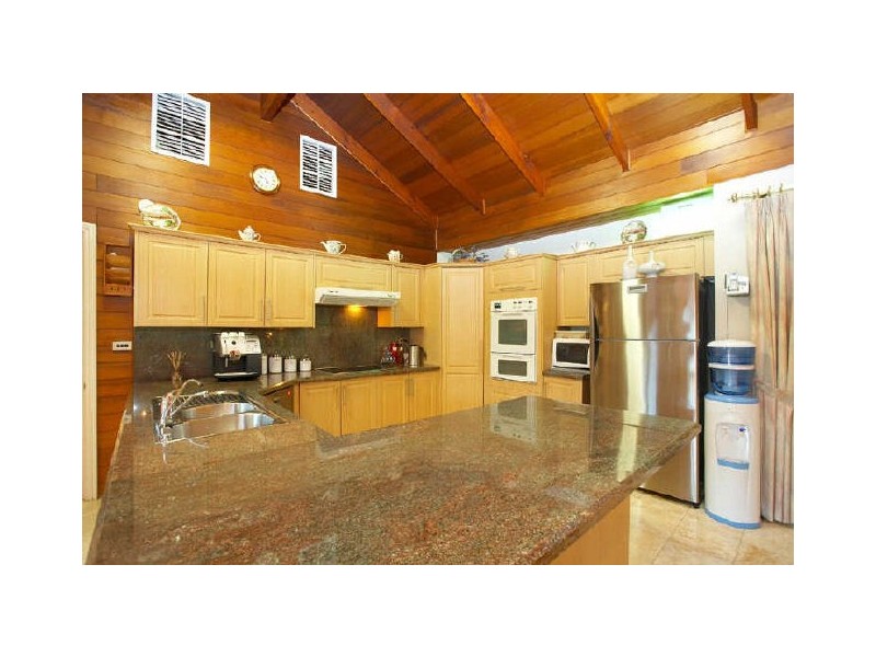 9 Timbertop Drive, Rowville VIC 3178