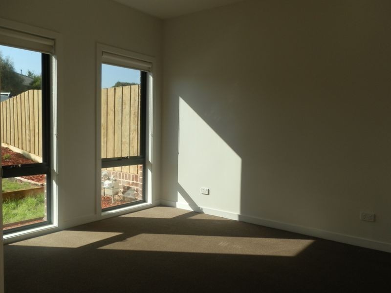 25A Inverness Street, Endeavour Hills VIC 3802